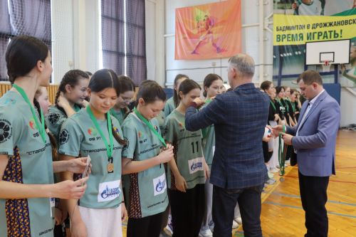 В Дрожжаном прошел муниципальный этап Чемпионата школьной волейбольной лиги среди команд девушек