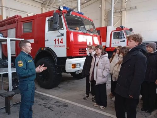 Один день в части: дрожжановские лицеисты побывали в гостях у пожарных