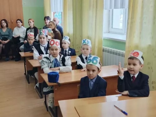 Первоклассники «Стародрожжановской СОШ №1» попрощались с Азбукой