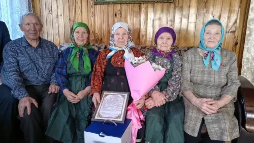 Клавдии Мискиной (Мулеевой) из села Новое Ильмово Дрожжановского района исполнилось 90 лет