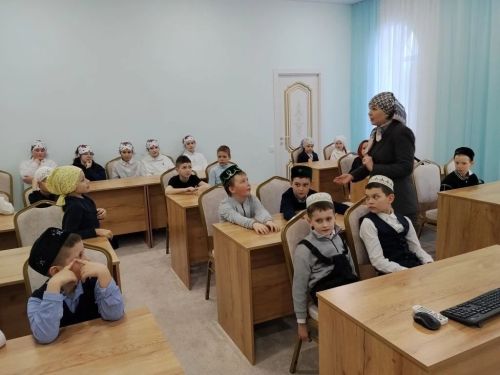 В Дрожжановском районе стартовал республиканский проект «Без туган телне өйрәнәбез!»