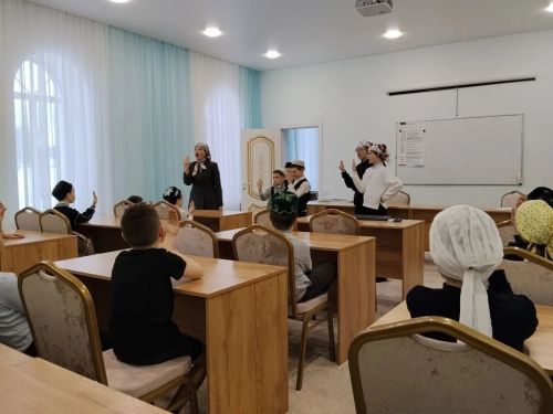 В Дрожжановском районе стартовал республиканский проект «Без туган телне өйрәнәбез!»