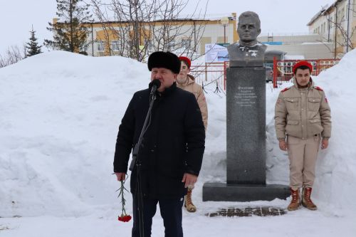 В Дрожжановском районе почтили память Героя Советского Союза Нуруллы Фазлаева