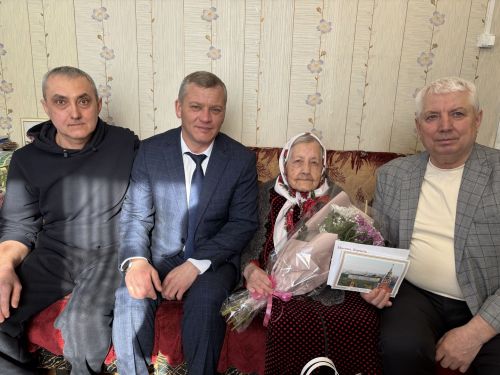Ветеран педагогического труда Роза Юсупова из Дрожжановского района принимает поздравления с 95-летием