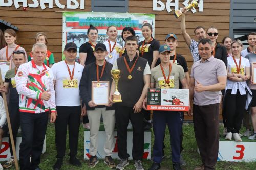«Вперед к Победе!»: в Дрожжановском районе прошла легкоатлетическая эстафета