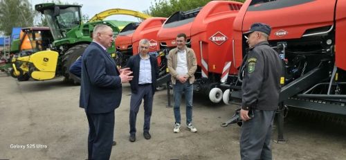 В хозяйствах Дрожжановского района оценили готовность кормозаготовительной техники