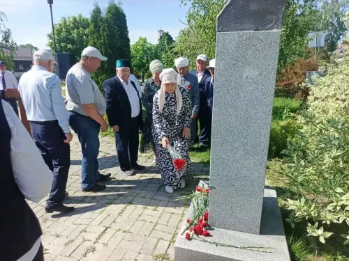 В Дрожжановском районе почтили память Героя Советского Союза Зарифа Алимова