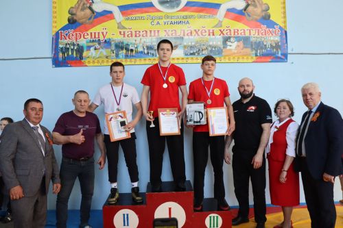 В Матакской школе Дрожжановского района почтили память Героя СССР Семена Уганина турниром по национальной борьбе