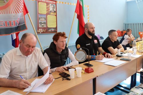 В Матакской школе Дрожжановского района почтили память Героя СССР Семена Уганина турниром по национальной борьбе