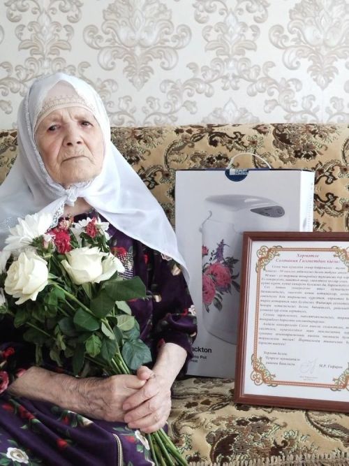 Чүпрәле районы Яңа Кәкерле авылында яшәүче Солтания Хәйруллинага 90 яшь