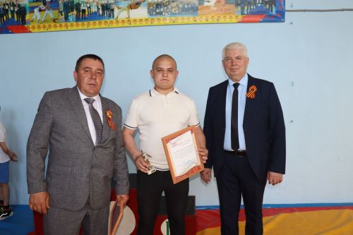 В Матакской школе Дрожжановского района почтили память Героя СССР Семена Уганина турниром по национальной борьбе
