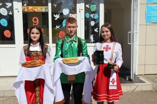 В Матакской школе Дрожжановского района почтили память Героя СССР Семена Уганина турниром по национальной борьбе