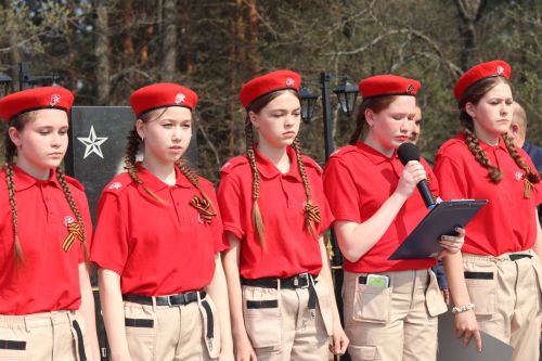На стыке трех районов открыли отреставрированный памятник герою-летчику Павлу Прусакову