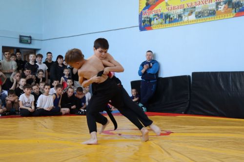 В Матакской школе Дрожжановского района почтили память Героя СССР Семена Уганина турниром по национальной борьбе