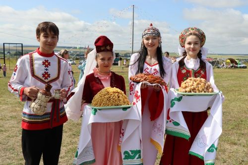 День родного края в Нижнем Чекурском: праздник для всей семьи