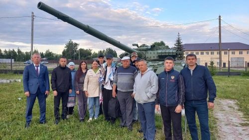Илназ Низамов из Дрожжановского района отправился на службу в ряды Вооруженных сил России