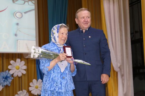 В Дрожжановском районе ветеран медицинской службы отмечает юбилей