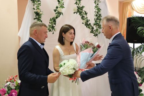 Два участника СВО в Дрожжановском районе в один день женились на своих любимых