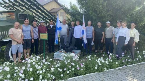 В селе Алешкин-Саплык Дрожжановского района открыли памятный якорь в честь Дня Военно-морского флота
