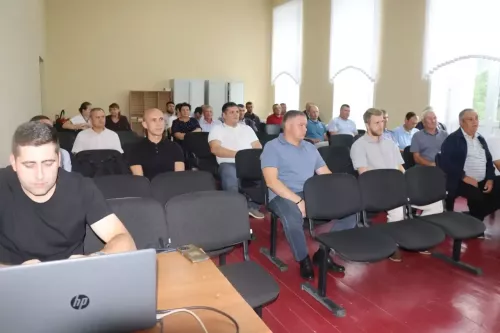 Горох и ячмень в Китай: новые горизонты сбыта открылись для сельхозпроизводителей Дрожжановского района
