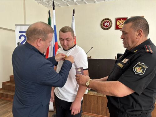 В Дрожжановском районе состоялось вручение государственных наград героям СВО
