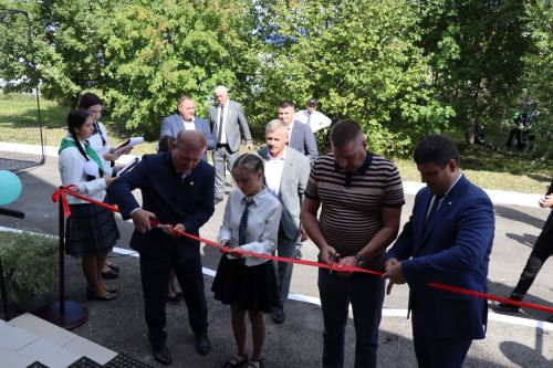 Первые агротехнологические классы открыли в Дрожжановском районе