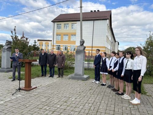 В честь 65-летия Героя России Газинура Хайруллина в Дрожжановском районе прошло мероприятие