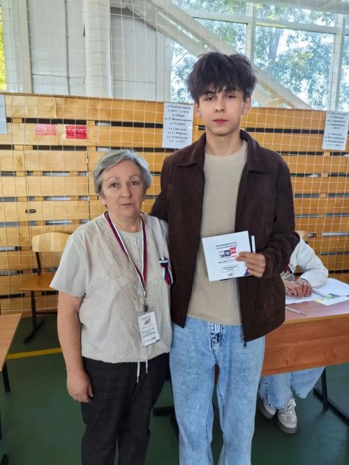 Молодые жители Дрожжановского района впервые проголосовали на выборах в Госдуму