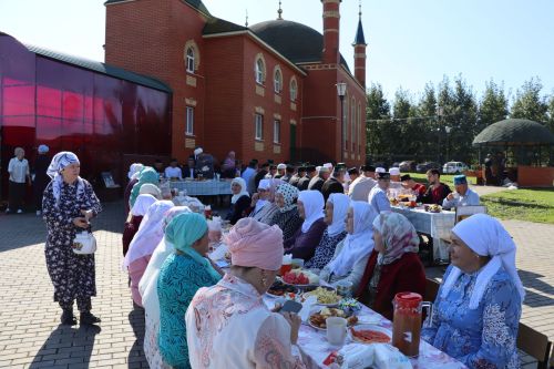 В Дрожжановском районе состоялось празднование 10 летия мечети «Жамигъ»