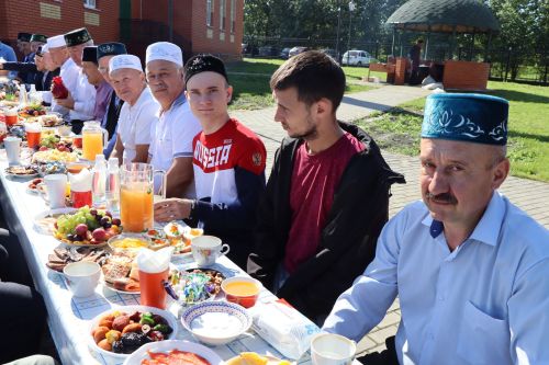 В Дрожжановском районе состоялось празднование 10 летия мечети «Жамигъ»