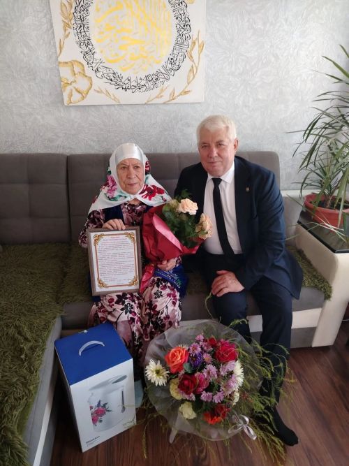 В Дрожжановском районе чествовали ветерана труда, отметившего юбилей