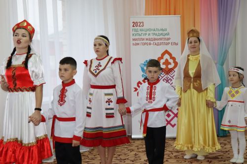 Конкурс "Лучший педагог, реализующий программы дошкольного образования на родном языке" в Дрожжаном