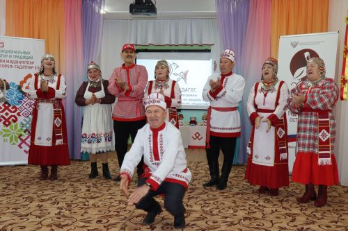 Конкурс "Лучший педагог, реализующий программы дошкольного образования на родном языке" в Дрожжаном