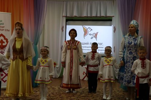 Конкурс "Лучший педагог, реализующий программы дошкольного образования на родном языке" в Дрожжаном
