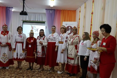 Конкурс "Лучший педагог, реализующий программы дошкольного образования на родном языке" в Дрожжаном