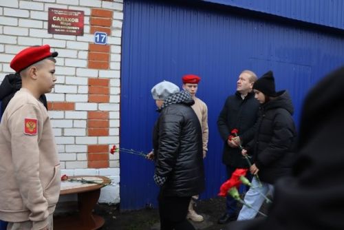 Погибшим воинам в СВО в Дрожжановском районе РТ открыли школьные мемориалы