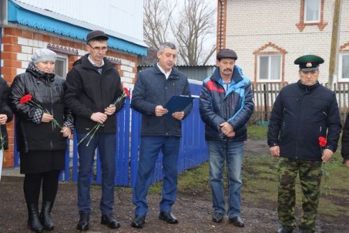 Погибшим воинам в СВО в Дрожжановском районе РТ открыли школьные мемориалы