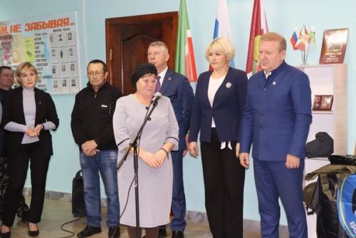 Погибшим воинам в СВО в Дрожжановском районе РТ открыли школьные мемориалы