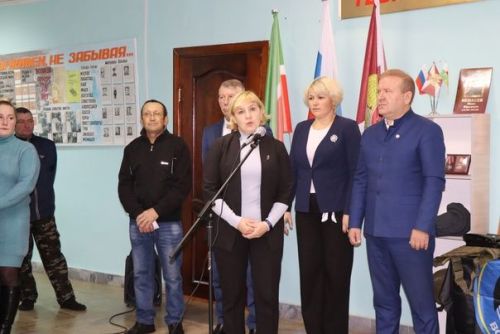 Погибшим воинам в СВО в Дрожжановском районе РТ открыли школьные мемориалы
