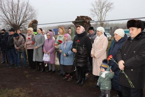 Погибшим воинам в СВО в Дрожжановском районе РТ открыли школьные мемориалы