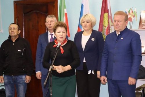 Погибшим воинам в СВО в Дрожжановском районе РТ открыли школьные мемориалы