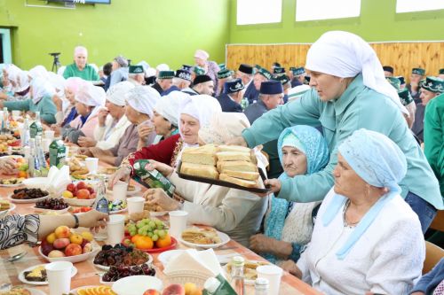 Кече Чынлы авылында "Ихлас" мәчете төзекләндерүдән соң ачылды