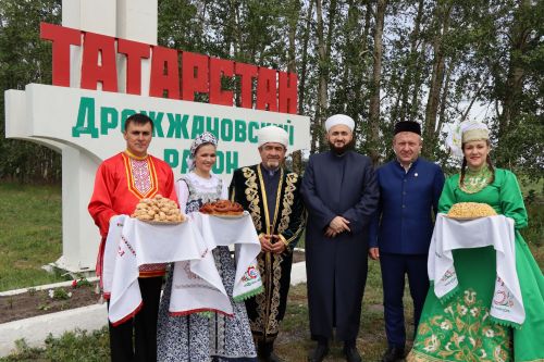 Кече Чынлы авылында "Ихлас" мәчете төзекләндерүдән соң ачылды