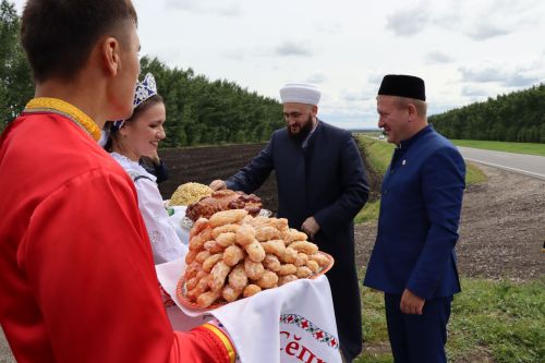 Кече Чынлы авылында "Ихлас" мәчете төзекләндерүдән соң ачылды