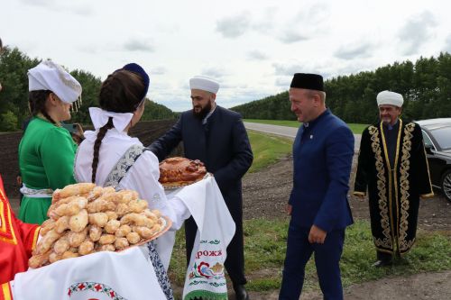 Кече Чынлы авылында "Ихлас" мәчете төзекләндерүдән соң ачылды