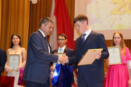 Выпускной бал в Дрожжановском районе -2023