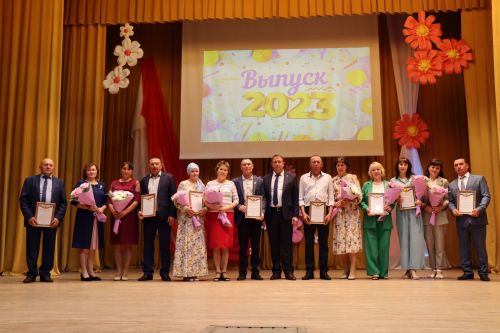 Выпускной бал в Дрожжановском районе -2023