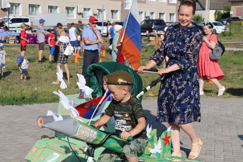 День Семьи, любви и верности в Дрожжаном -2023