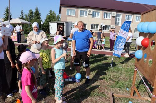 День Семьи, любви и верности в Дрожжаном -2023