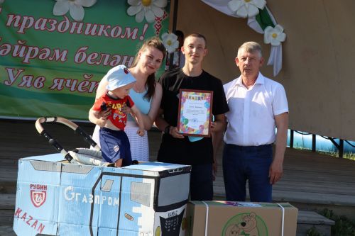 День Семьи, любви и верности в Дрожжаном -2023